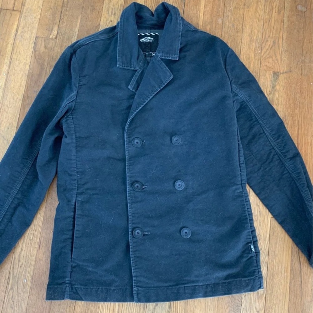 Woman’s vans peacoat med